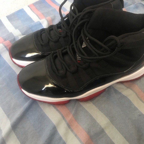 Jordan 11 Retro Playoffs Bred 2019 (GS)